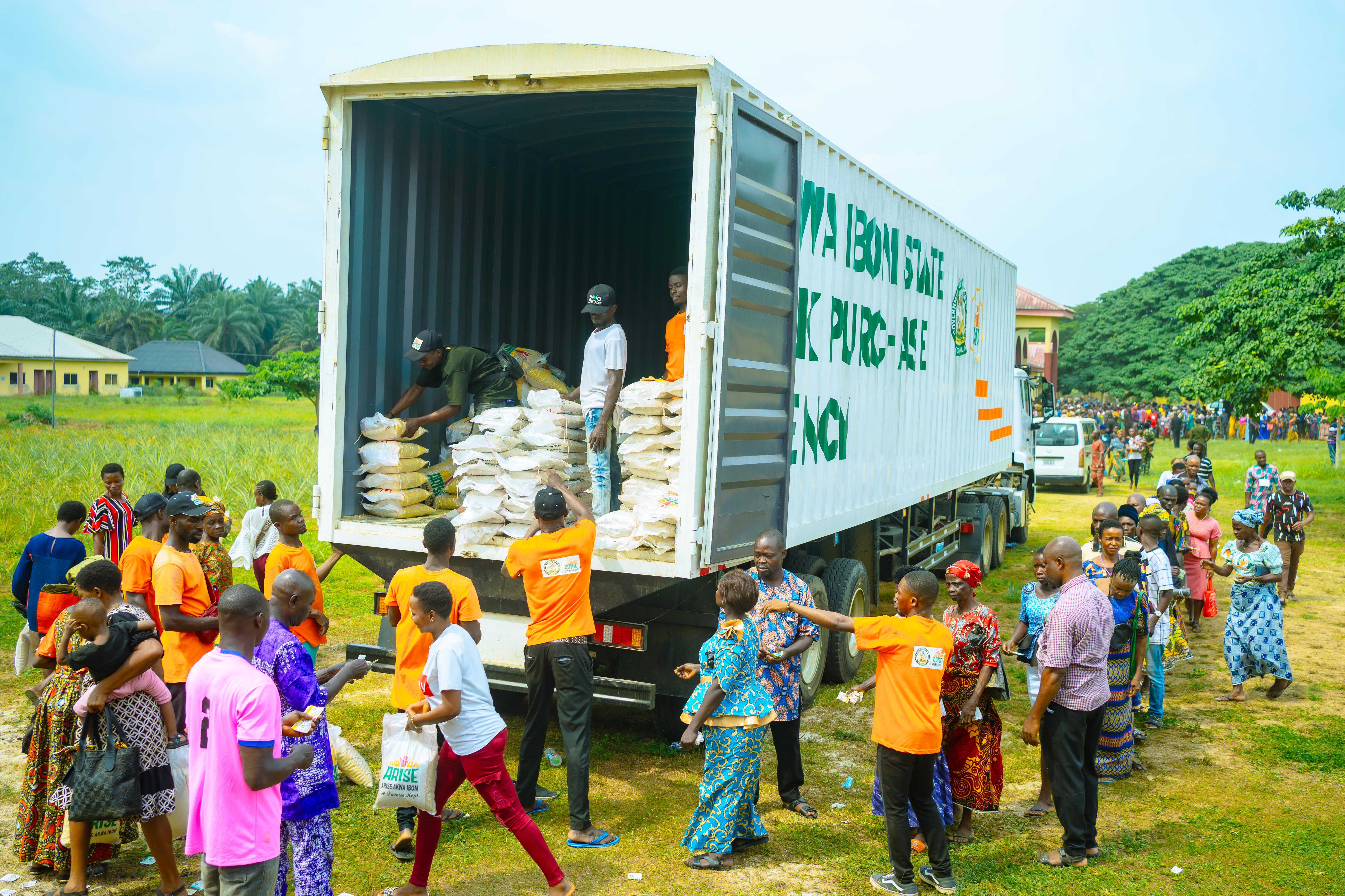 AKSBPA food distribution exercise in progress